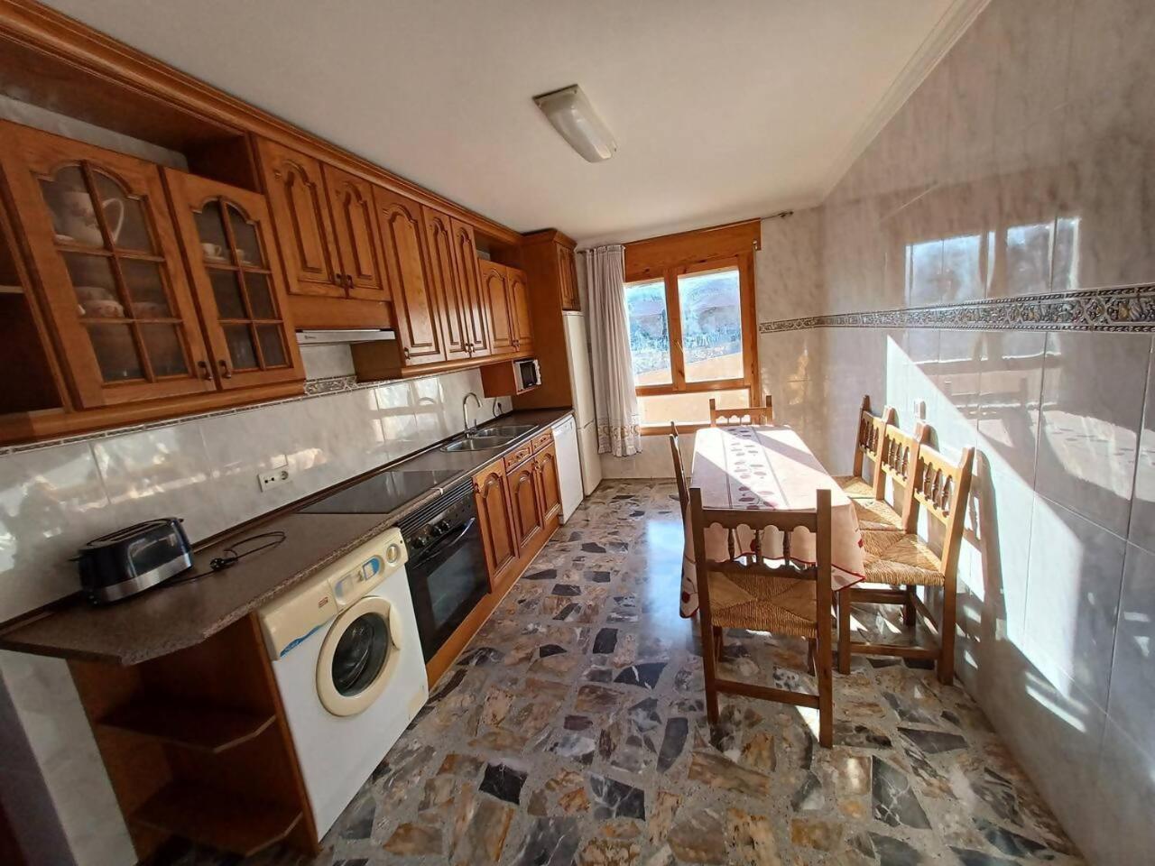 Casa Rural Apartamento Sol Ideal Para Familias Munébrega エクステリア 写真