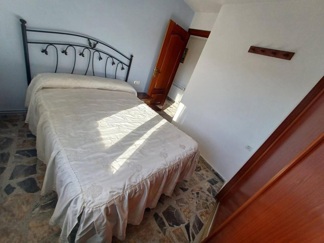 Casa Rural Apartamento Sol Ideal Para Familias Munébrega エクステリア 写真