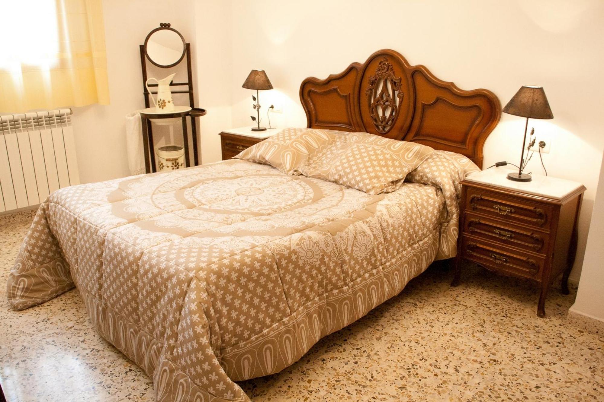 Casa Rural Apartamento Sol Ideal Para Familias Munébrega エクステリア 写真